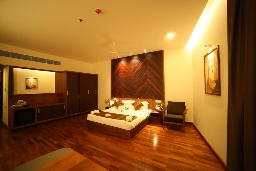 Woodies Bleisure Hotel โคชิโคด ภายนอก รูปภาพ